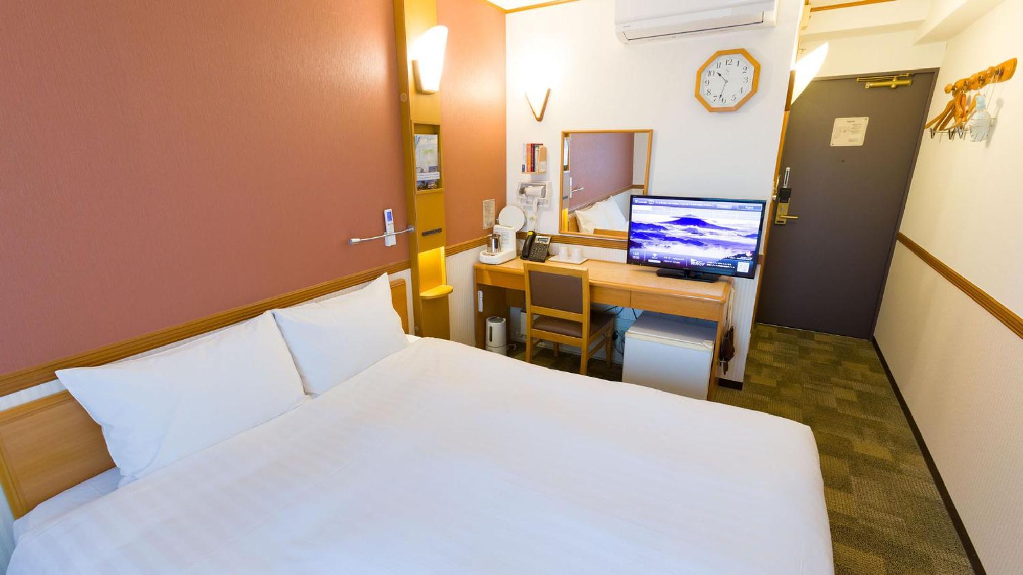 Toyoko Inn Kanazawa Kenrokuen Korimbo Zimmer foto