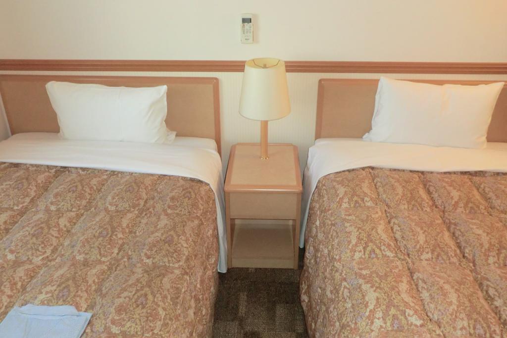 Toyoko Inn Kanazawa Kenrokuen Korimbo Exterior foto